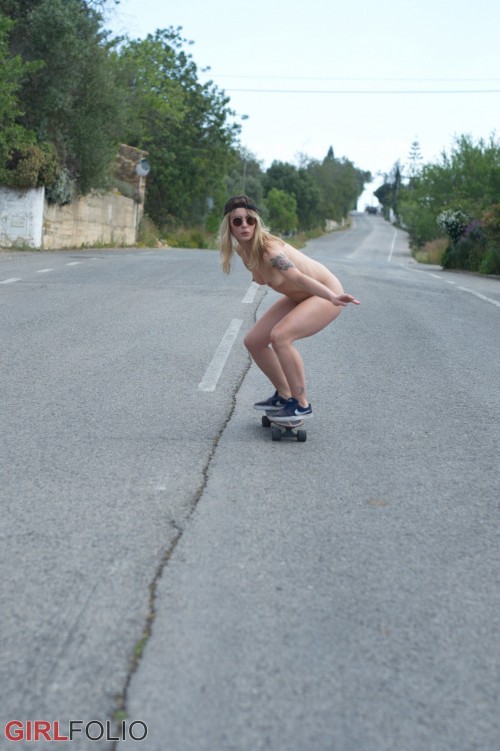 'Rad' Skater Girl
